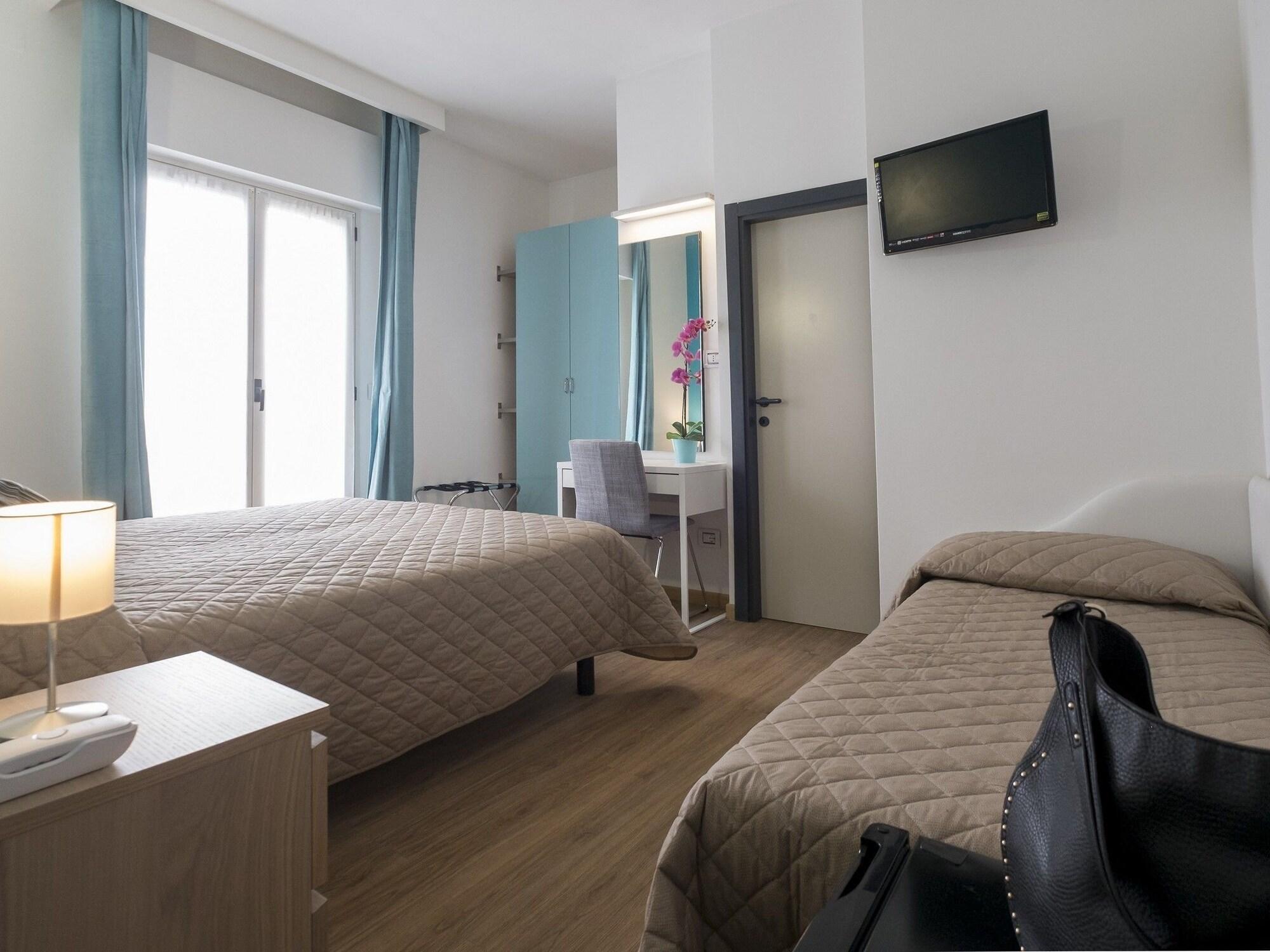 Hotel Levante Rimini Exteriér fotografie