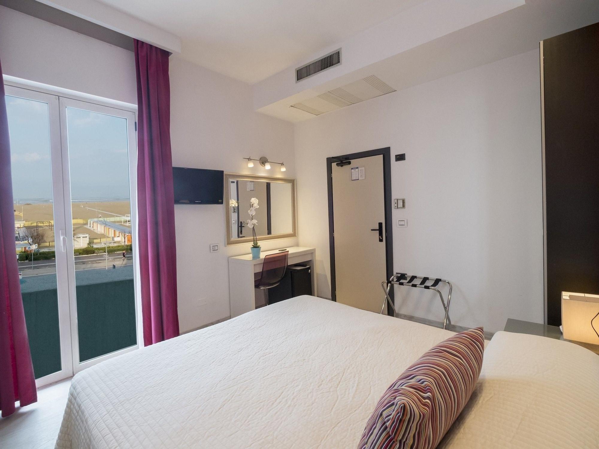 Hotel Levante Rimini Exteriér fotografie