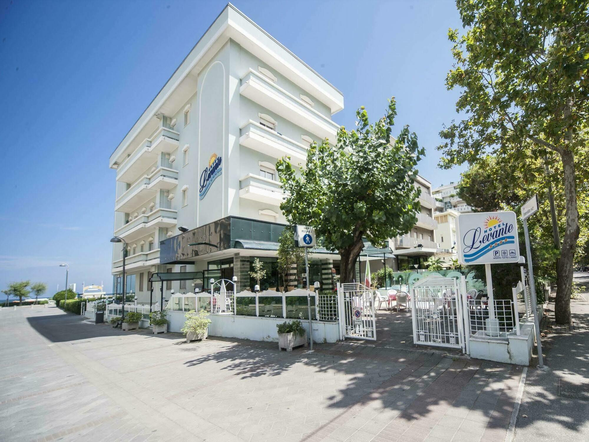 Hotel Levante Rimini Exteriér fotografie